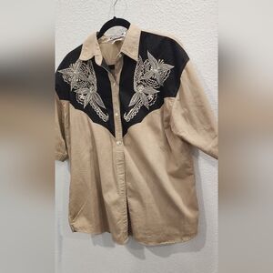 Vintage western Kokomo button down top. Beautiful detail size Large